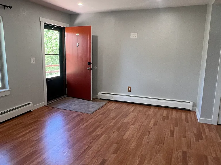 130 Evergreen Rd #B104 — Photo 15