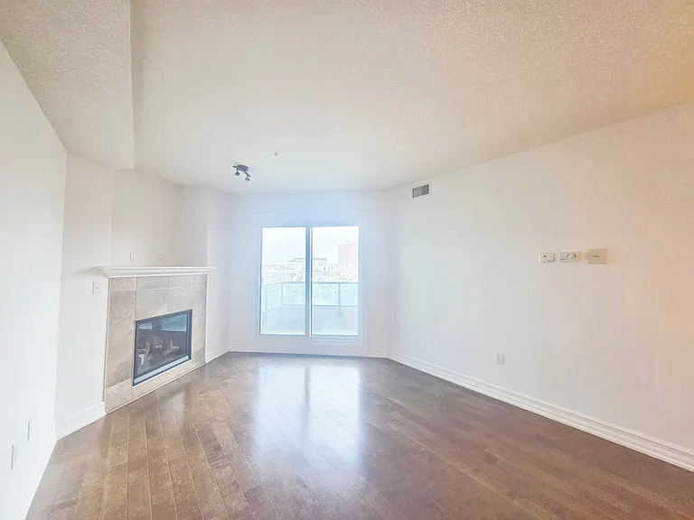 10142 111th St NW #611 — Photo 10