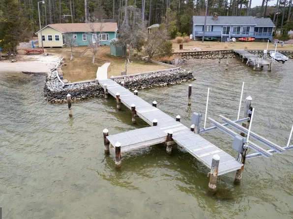 810 Seabreeze Rd, Cambridge, MD 21613