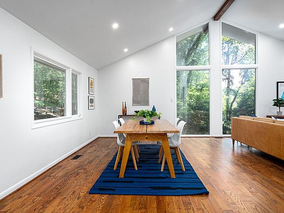 2nd image of 2023 Markham Dr