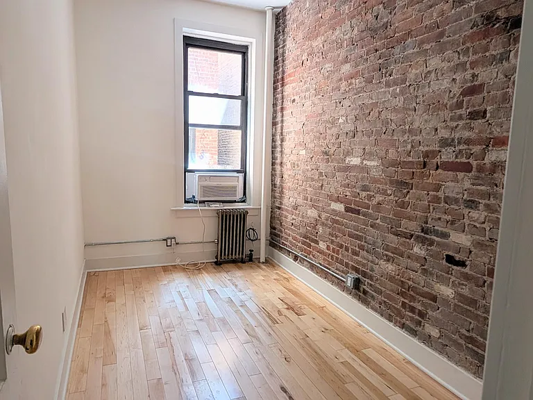 71 Sullivan St #4D — Photo 7