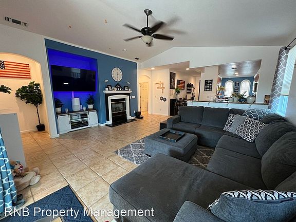 3rd image of 308 Dinis Cottage Ct