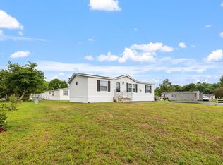 33 Maple St, Epsom, NH 03234