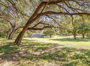 3535 Crestridge Dr, Granbury, TX 76048