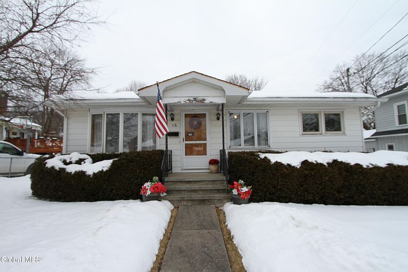 3rd image of 16 Burgoyne Street