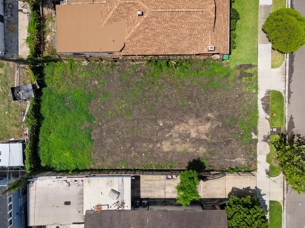 305 Everton St, Houston, TX 77003