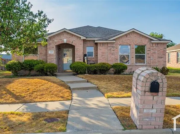 2109 Lone Pecan Dr, Mesquite, TX 75181