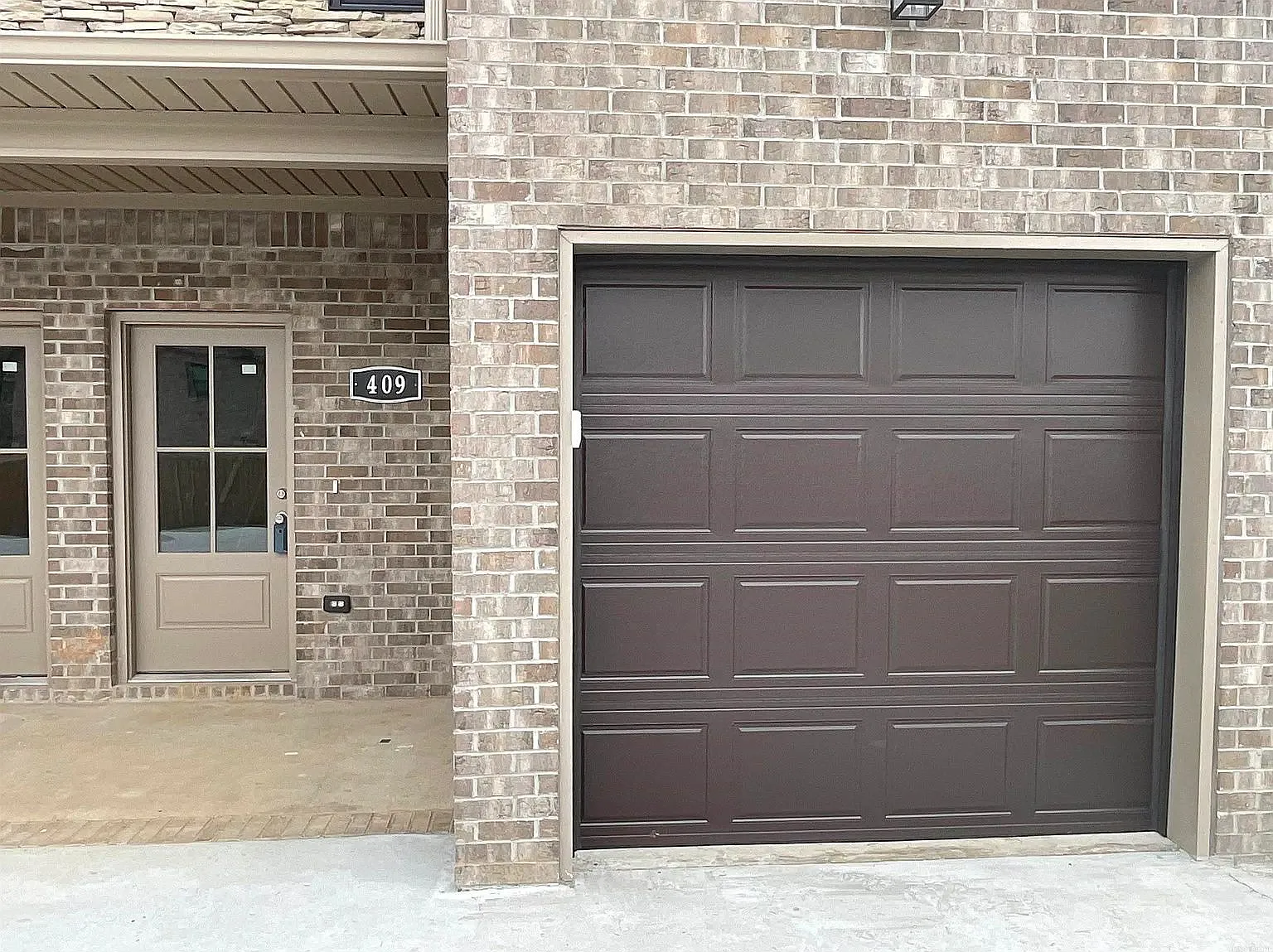 3 bed, 2.5 bath, 1360 sqft, $1,500 — Photo 2