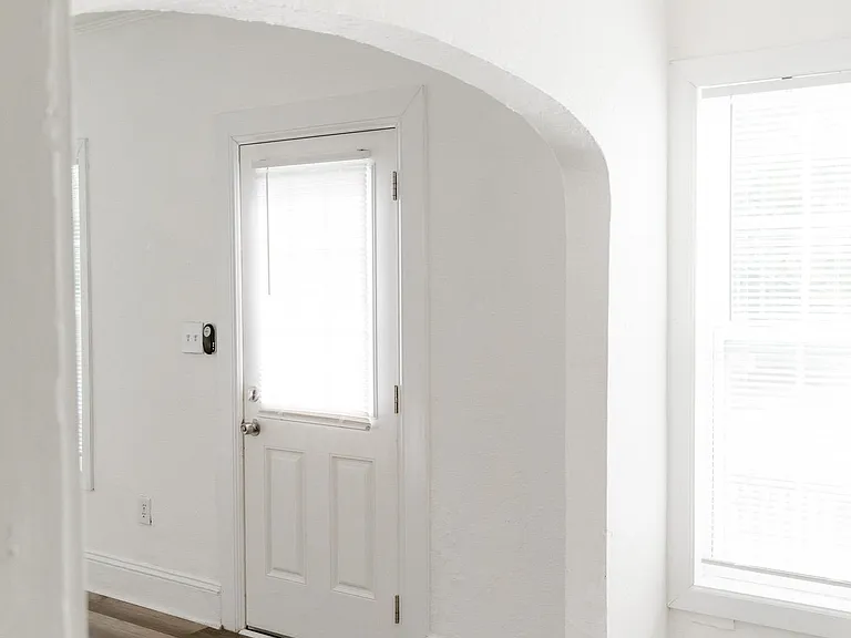 511 N Monroe St — Photo 2