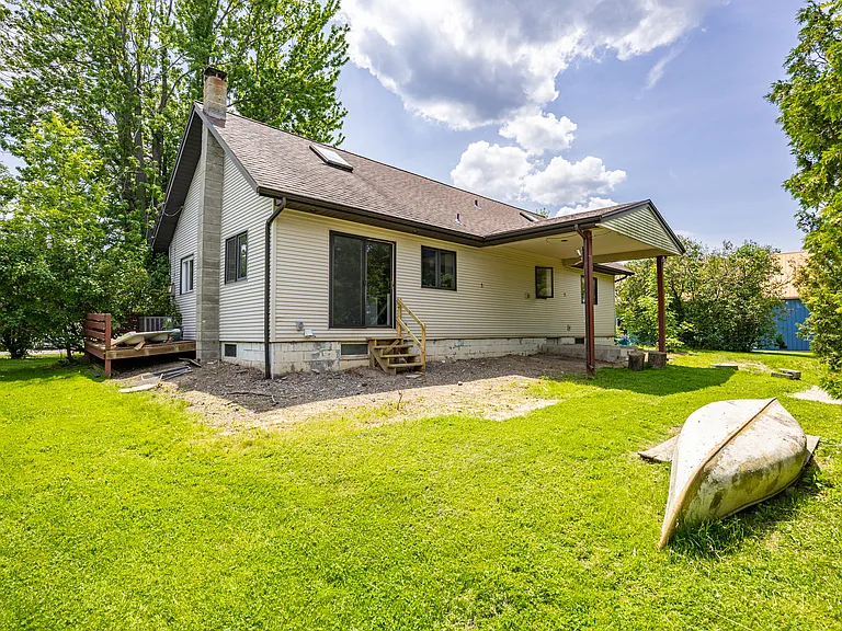26 Clearview Ave — Photo 35