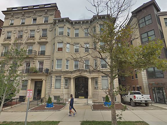 2nd image of 463 Park Dr APT 1