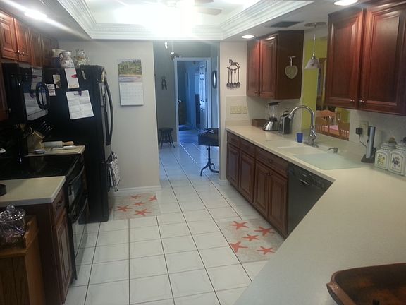 5th image of 1814 SE 6th Ave