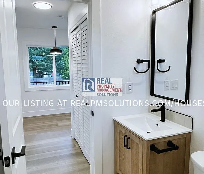 585 NE 113th Ave #585A — Photo 33