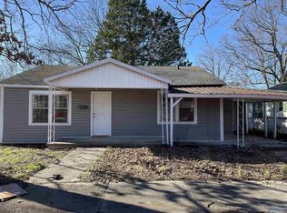411 Van Courtland St, Gadsden, AL 35904