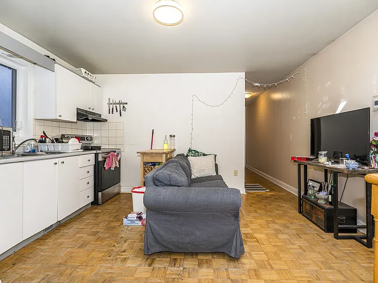 446 Roxton Rd #C — Photo 6