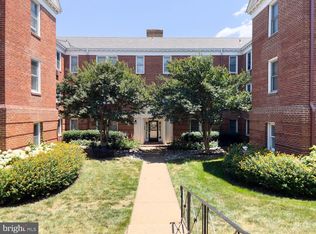 922 S Washington St APT 203, Alexandria, VA 22314