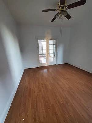 2nd image of 606 E 11th St #3A