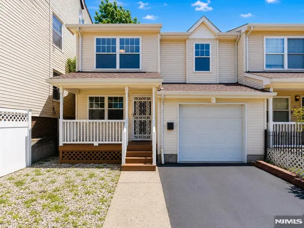 736-738 S 19th St, Newark, NJ 07103