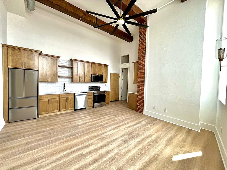 251 Pearl St #307 — Photo 6