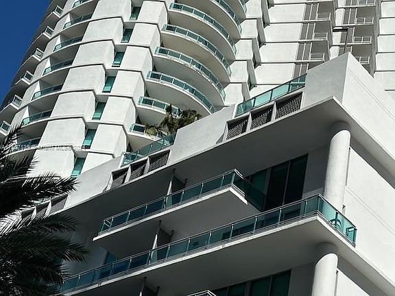 3rd image of 350 S Miami Ave APT 708