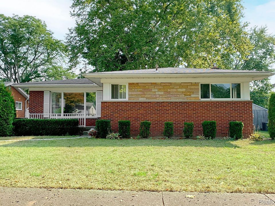 1st image of 19928 Weyher St