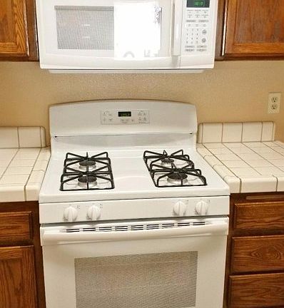 New Gas Range and Microwave