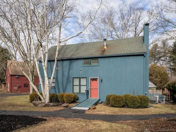 31 Fowler Street, Salisbury, CT 06068