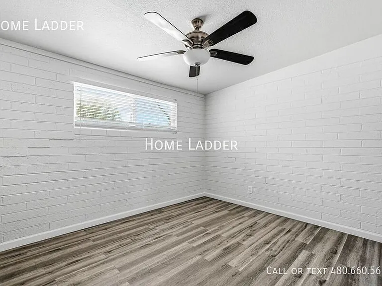 596 W Harding Ave — Photo 16