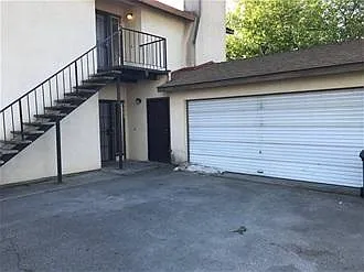 3405 Roanoke Ct photo 1