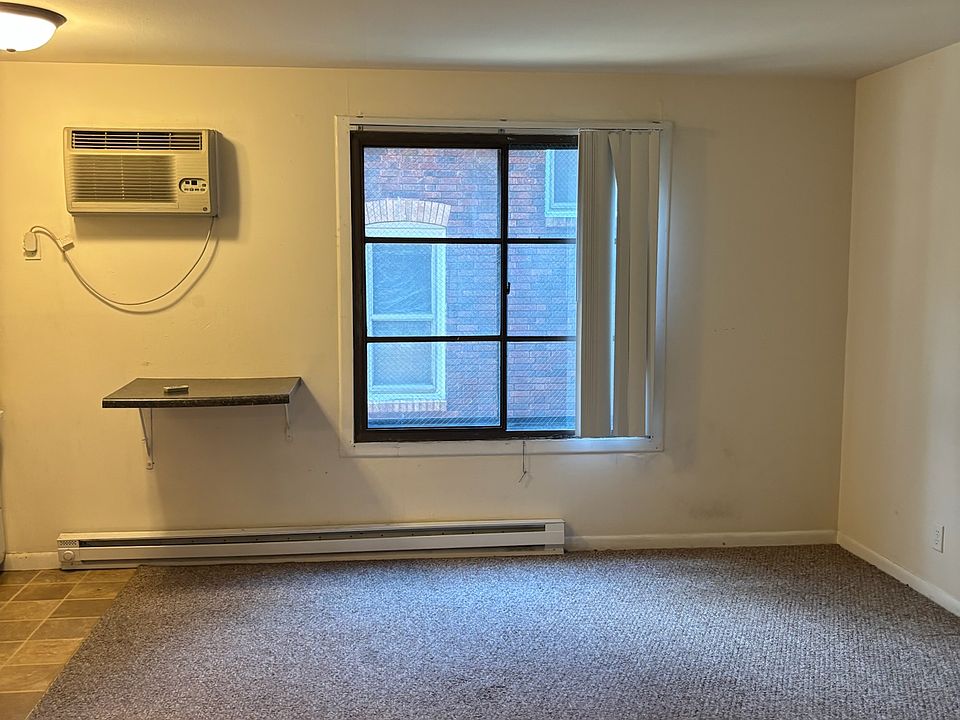 1st image of 134 E Johnson St #104