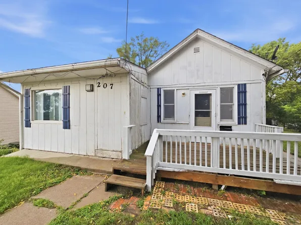 207 Helmer St, Sioux City, IA 51103