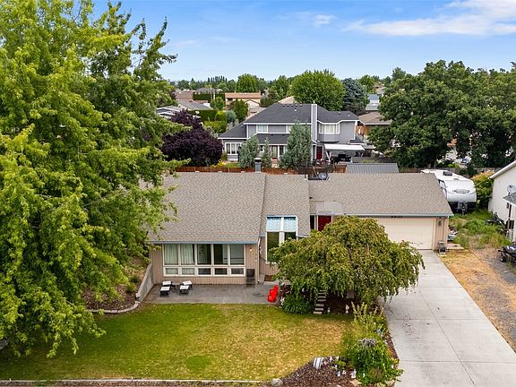 5th image of 9307 Albert Way SE