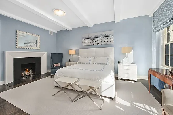 Sold by Corcoran | media 5