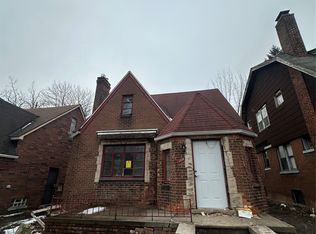 9165 Manor St, Detroit, MI 48204