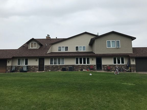 2nd image of 14270 Hemlock Ct N