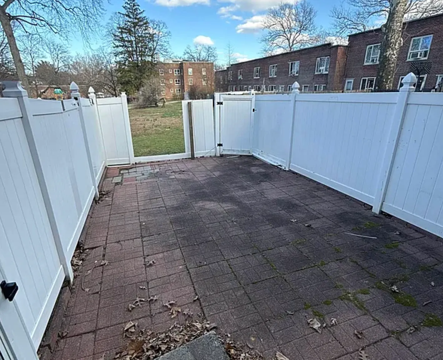 190th Ln, Fresh Meadows — Photo 1