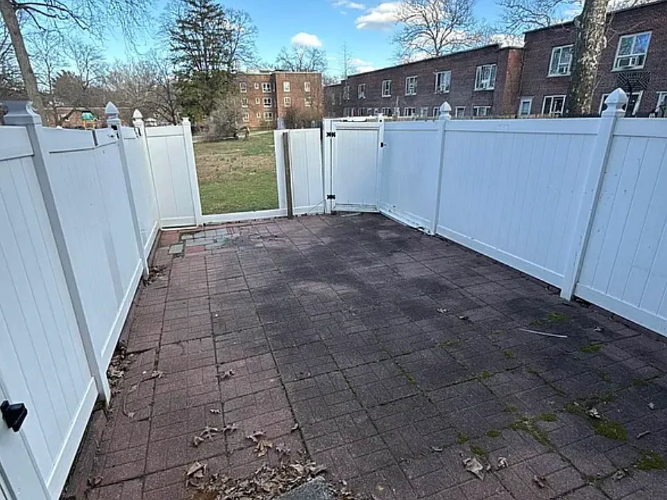 190th Ln