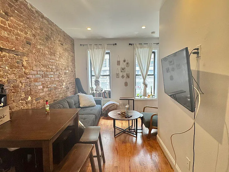 413 E 70th St #27 — Photo 1