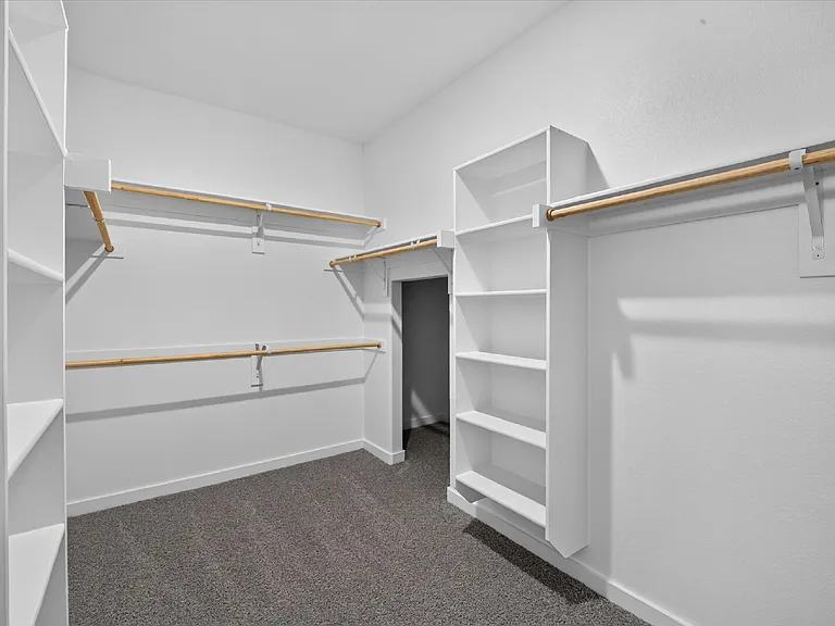 713 Summerberry Dr — Photo 13
