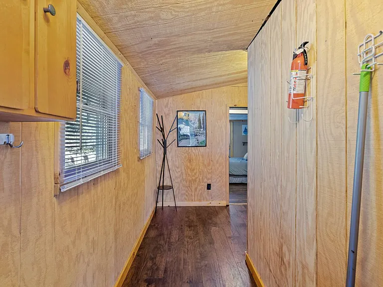 858 S Shore Rd — Photo 31