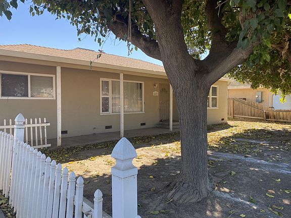 3rd image of 412 N Pasadena Ave
