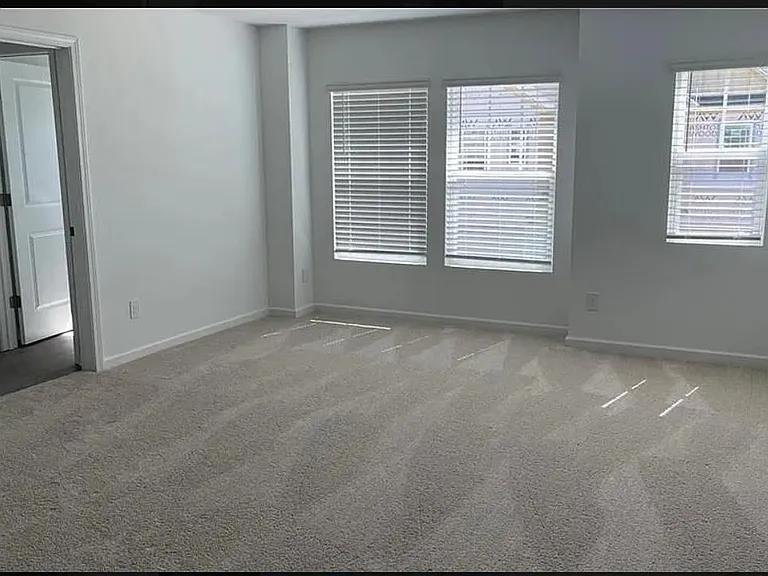 1427 Ben Park Way — Photo 12