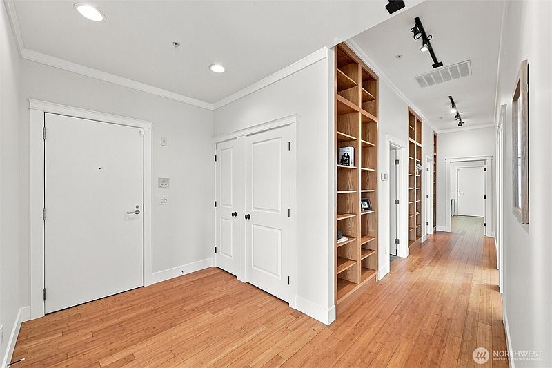 2nd image of 1010 Mill Avenue #302