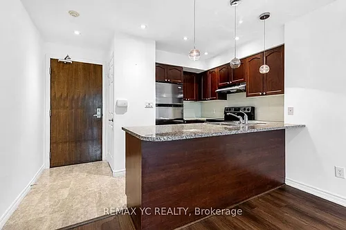 35 Hollywood Ave #216 Photo 1