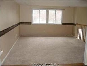 4th image of 6001 Oak Grove Dr