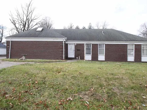 6118 Godfrey Rd, Godfrey, IL 62035