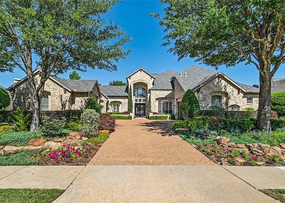 1st image of 1103 Waterfall Dr