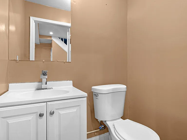 3003 W Garrison Ave — Photo 14
