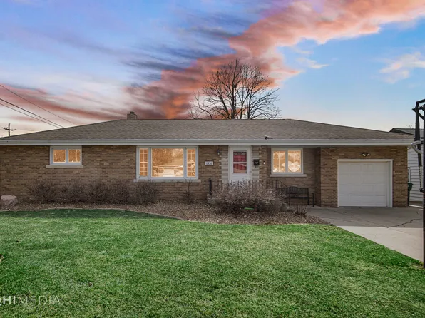 1336 Jeffery St, Bradley, IL 60915