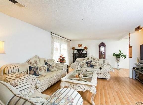 5th image of 510 E Hellman Ave APT A